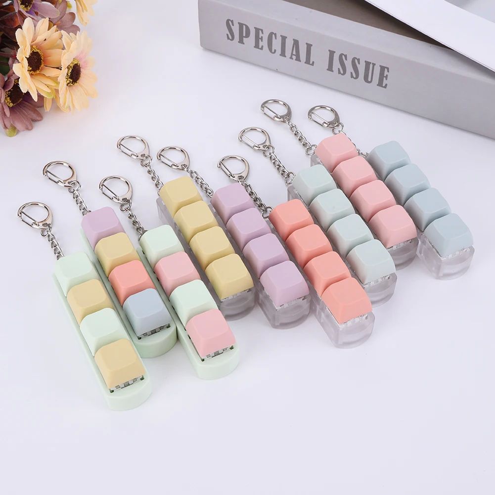 4 Key Mechanical Keyboard Fidget Keychain